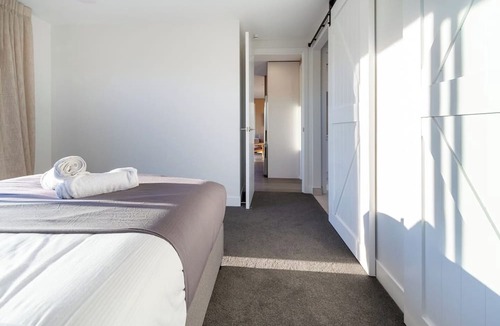 Lincoln House | Lincoln Hideaway: Relaxing Country Vibes