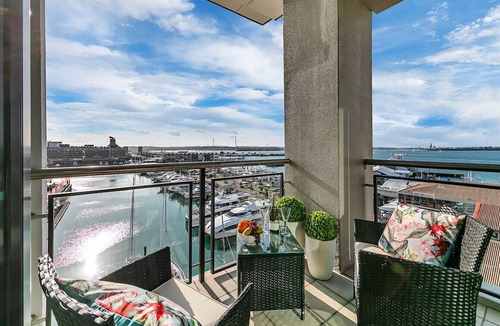 Auckland Central Business District Apartment | Penthouse Crown Jewel