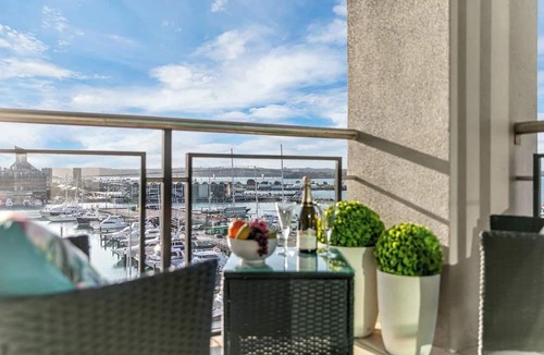 Auckland Central Business District Apartment | Penthouse Crown Jewel