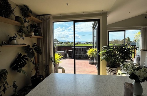 Motueka House | Natures Nest - A home away from home, for you, the kids and the pets.