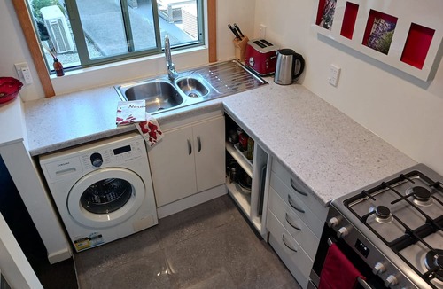Mapua Apartment | Kingfisher Spacious Private Studio