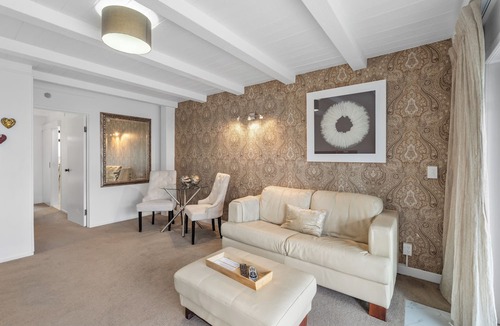 Orewa Apartment | Orewa Beachcomber