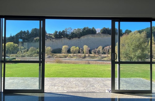 Otane House | Hawkes Bay Riverside Peaceful Paradise
