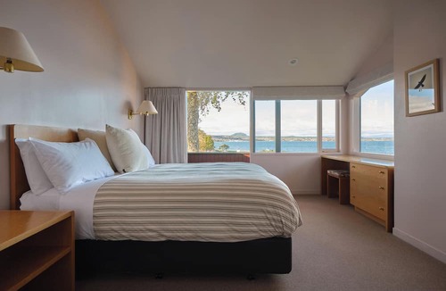 Nukuhau Ski Chalet | The Retreat