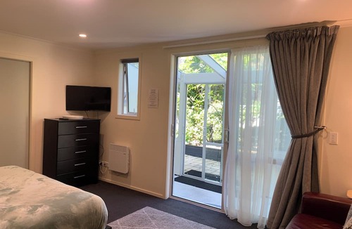 Dunedin Apartment | March Apartments