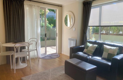 Dunedin Apartment | March Apartments