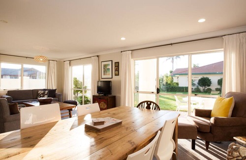 Papamoa Beach Apartment | Pacific Palms Resort