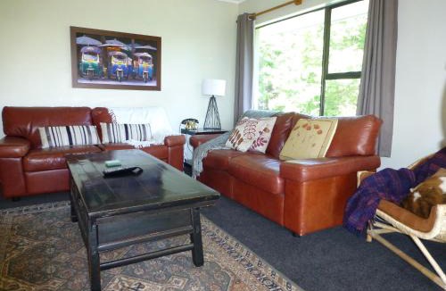 Aongatete House | Tranquil Private Rural Retreat