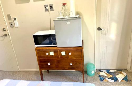 Hillsborough House | Self Contained Room in Hillsborough