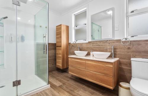 Ohope House | Coastal Haven Retreat - 4 Bedrooms