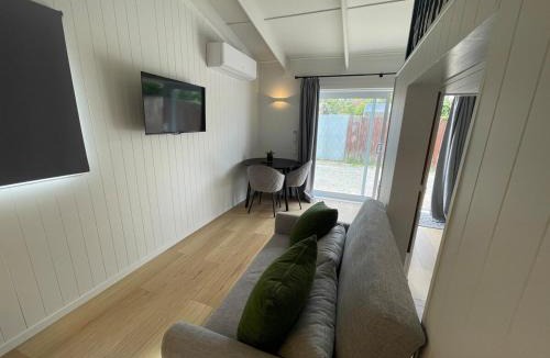 Upper Riccarton Apartment | Cozy Studio Near UC & Christchurch Airport
