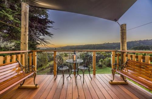 Kaukapakapa House | Manuka Bliss Heights - Close to Thermal Hot Pools