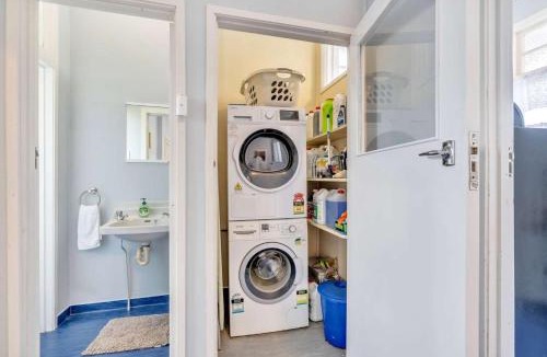 Ruawai House | Ruawai Post Office Accommodation