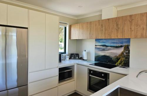 South Wairarapa District House | Shepherd's Hideaway