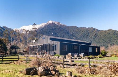 Franz Josef Glacier House | Waimanu Guest House