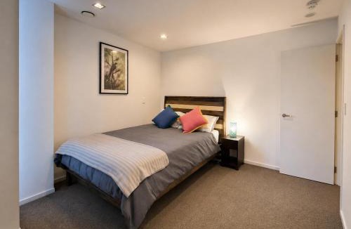 Newton Apartment | Home in the Central
