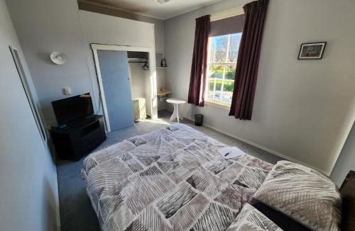 Renwick Hotel | Renwick Arms Country Club