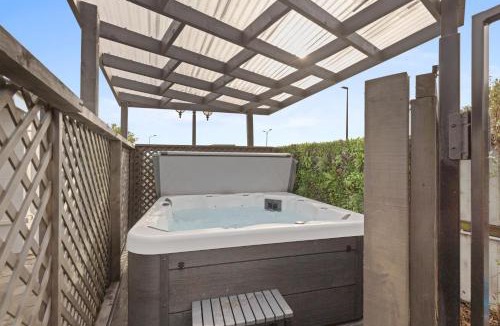 Rolleston House | Brookside Residence