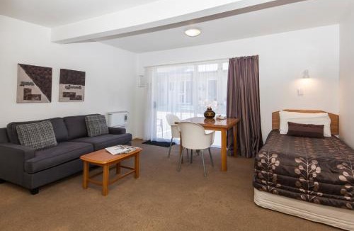 Merivale Hotel | Casino Court Motor Lodge
