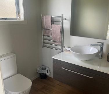 Raglan House | STAY WITH US RAGLAN - Studio