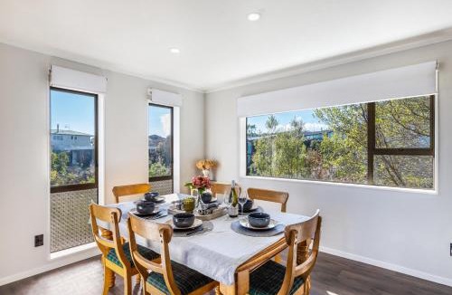 Richmond Heights House | RnR Retreat - Taupo