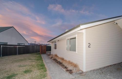 Twizel House | Relax on Rata, Cottage 2