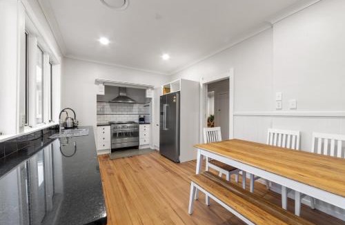 Karapiro Villa | Karapiro Cottage 3 bedrooms