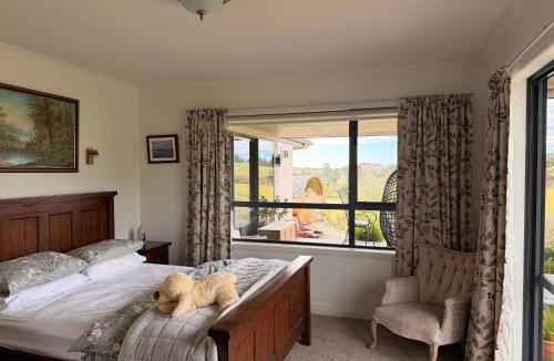 Redwood Valley Bed & Breakfast | Ty Bryn B&B Nelson