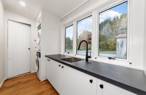 Karapiro Villa | Karapiro Cottage 3 bedrooms