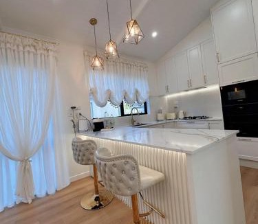 Shamrock Park Villa | Gathered Time Retreat