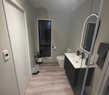 Kamo House | Totara Parklands Guesthouse