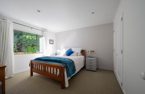Atawhai House | Sea La Vie in sunny Nelson.