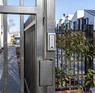 Linwood House | Ultimate City Comfort - Carpark & EV