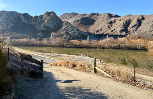 Alexandra House | Rivers Retreat - Central Alexandra - Central Otago