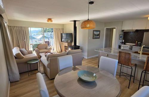 Picton Apartment | Comfy Haven in the Heart of Picton