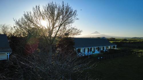 Hawera Hotel | Kerry Lane Motel