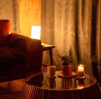 Arundel House | Fiery Peak Eco-Retreat with stargazing, wood-fired hot tub and plunge pool