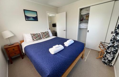 Te Awamutu House | Berry View Cottage- Mid Waitomo & Hobbiton
