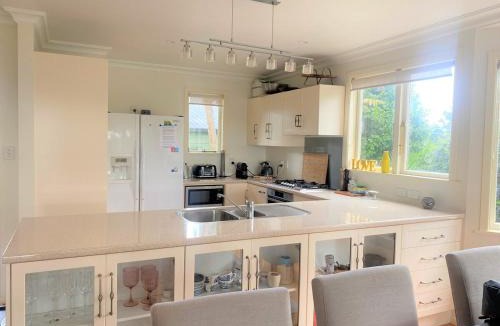 Omanawa House | Tauranga Home - Swimming spapool