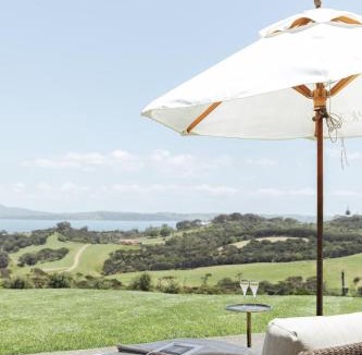 Oneroa House | Mudbrick Cottages