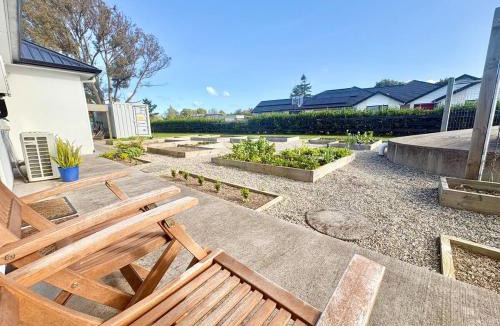 Tamahere House | Private2-Bedroom Guest Suite on a Lifestyle Property