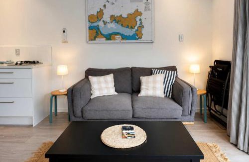 Blackpool House | Sailor's Cottage - Stay Waiheke