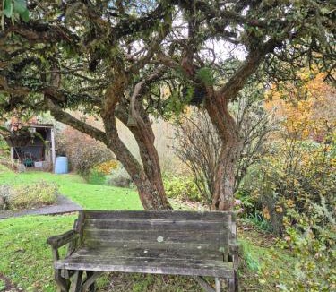Taumarunui Bed & Breakfast | The Historic Railway Cottage