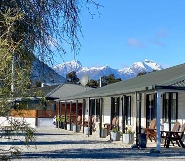 Haast Hotel | Heritage Park Lodge