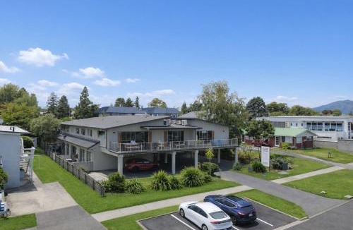 Taupo Hostel | Adventure Taupō Hostel
