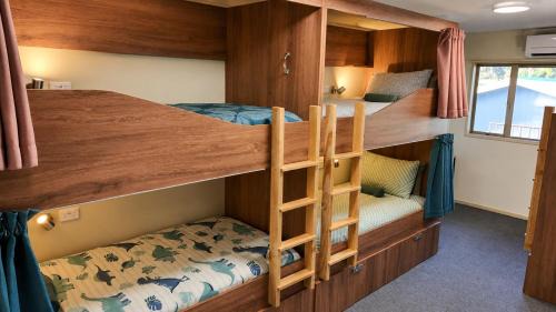 Taupo Hostel | Adventure Taupō Hostel