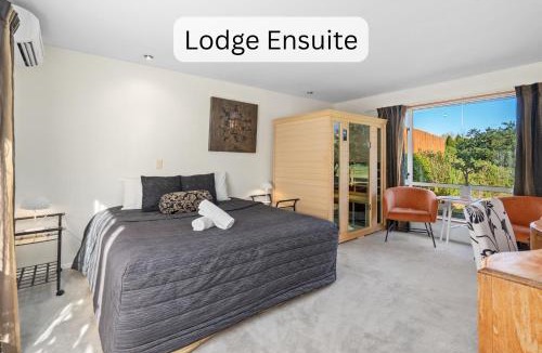 Hanmer Springs Bed & Breakfast | Vibrant Living Retreat
