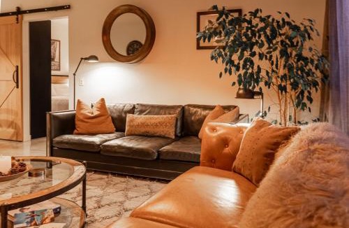 Twizel House | Black Stilt Retreat, STUNNING luxury property