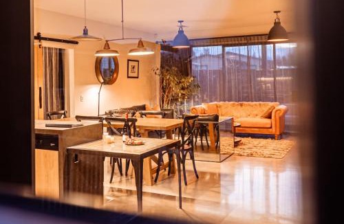 Twizel House | Black Stilt Retreat, STUNNING luxury property