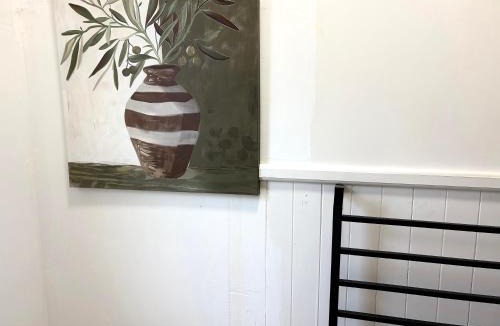 Saint Kilda Villa | Pretty Villa Close to St Clair Beach private parking